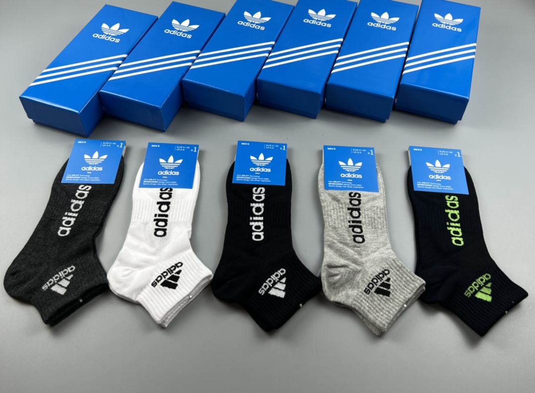 P 出新拉[哇]adidas（阿迪达斯三叶草）官网同款专柜畅销款潮款！百搭！纯棉质量、上脚舒适透气性强！一盒双入