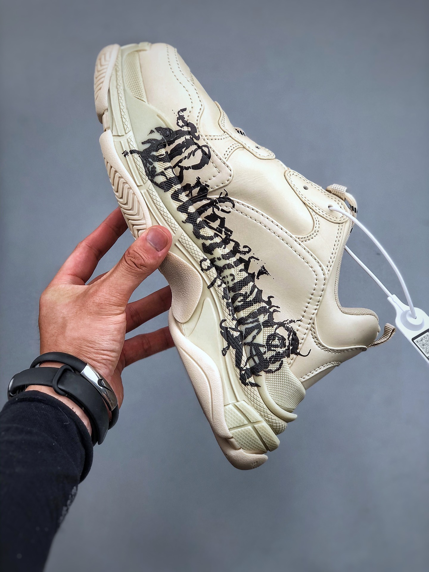 Balenciaga luxury shoes 2