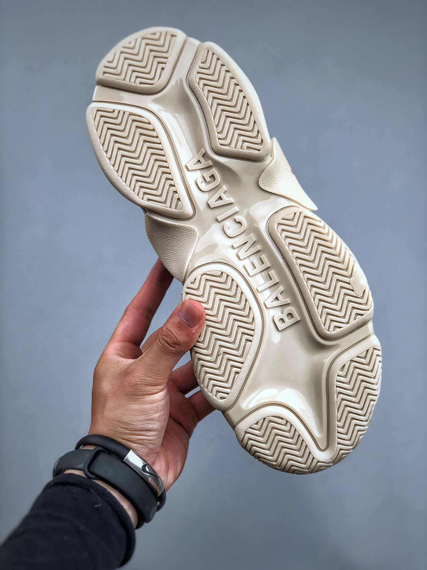 Balenciaga luxury shoes 8