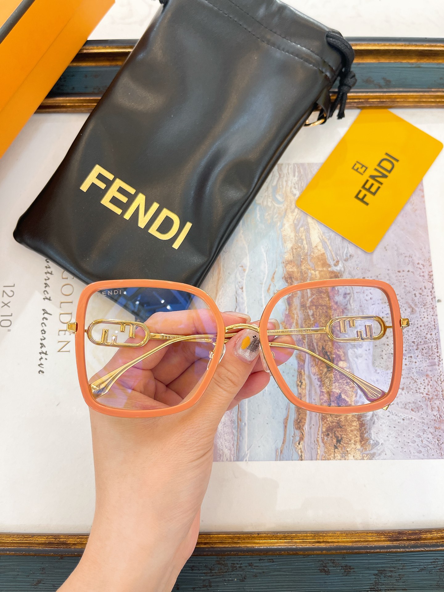 Fendi 芬迪墨镜