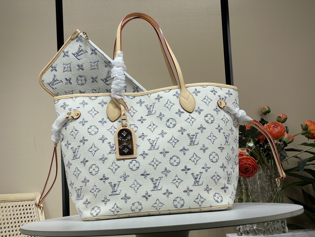 Louis Vuitton LV Neverfull Tassen handtassen Wit Graveren Canvas m24905