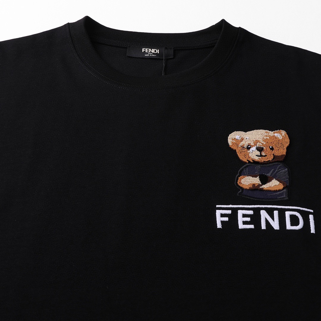 芬迪/Fendi 夏季高端品质 卡通小熊牙刷绣圆领短袖T恤