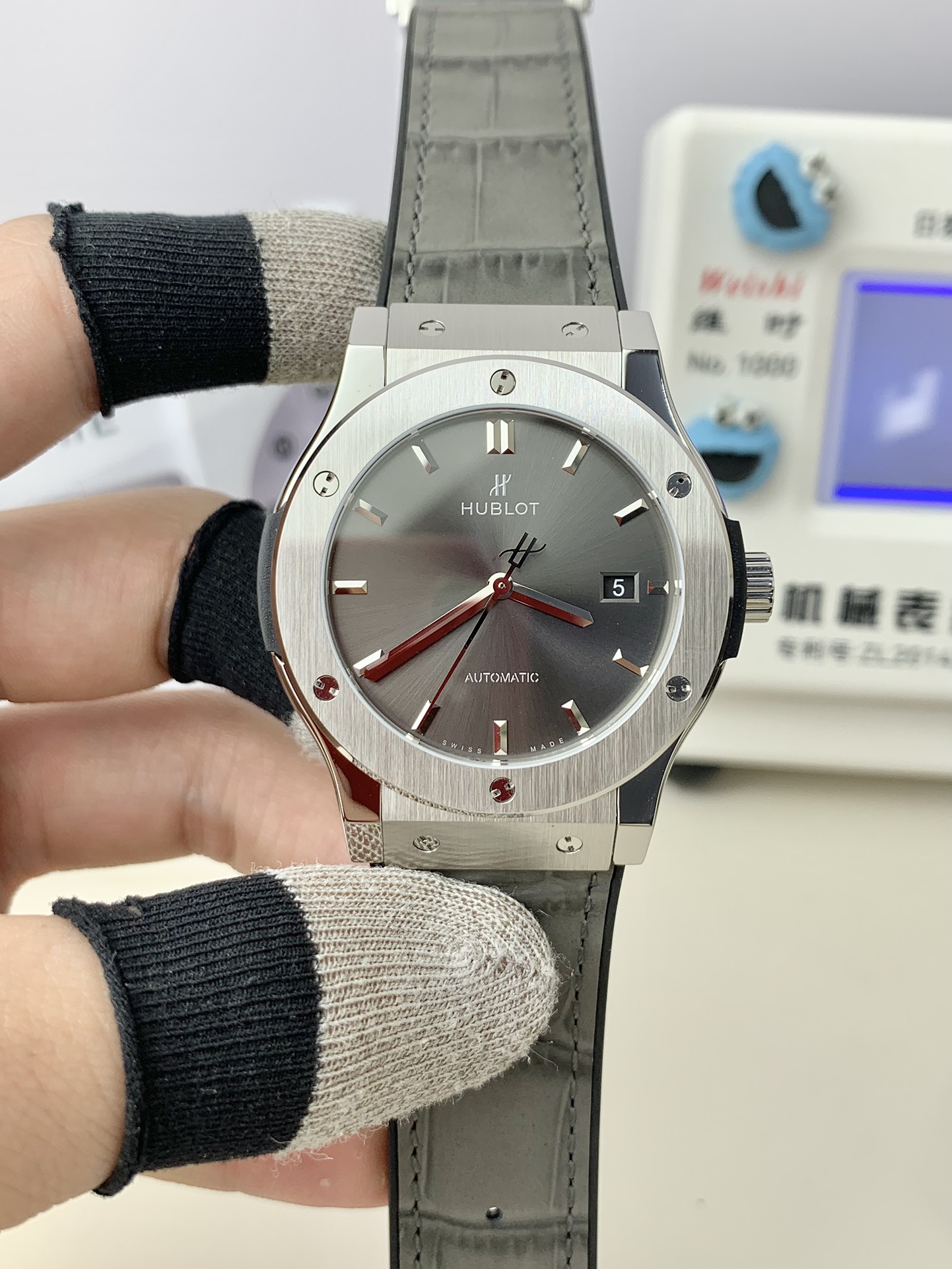 NO:384568,WWF Hengbao Classic Fusion Gray Disk 42mm!  ,19860909WWF 恒宝经典融合灰盘 42mm！,,Watch