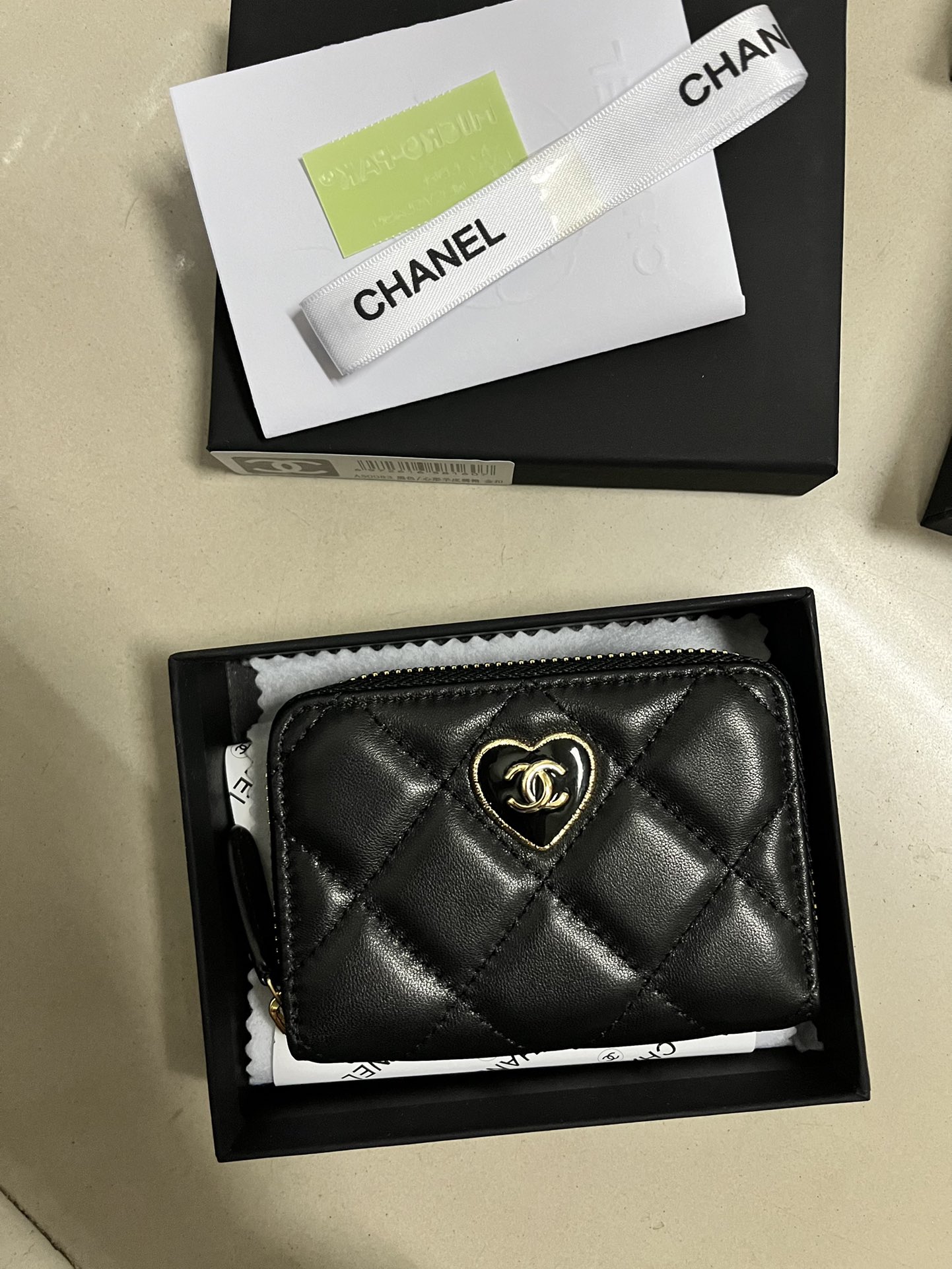 Chanel Portefeuilles Porte-Cartes Quincaillerie en or Peau de mouton