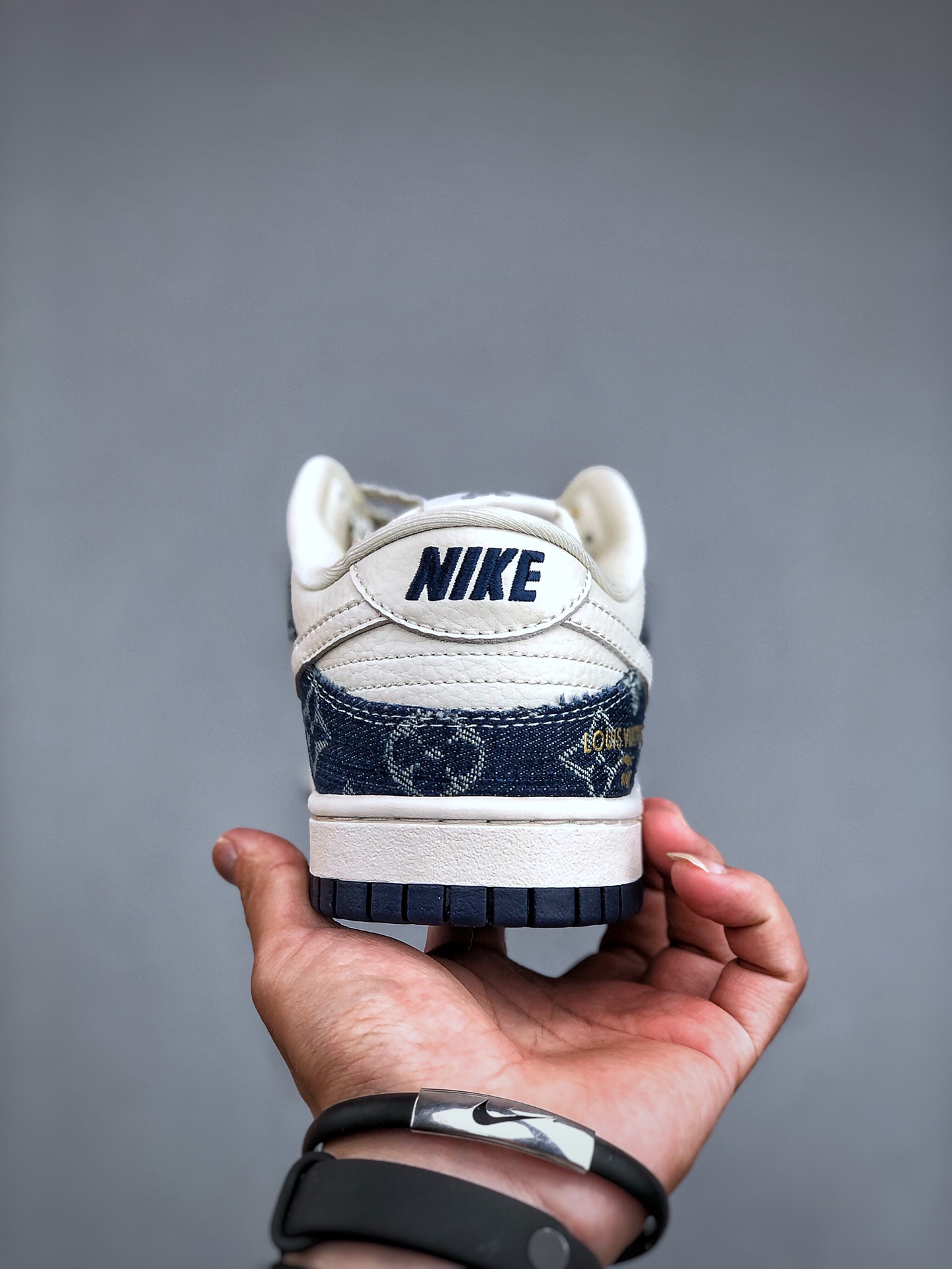 路易威登Louis Vuitton x Nike SB Dunk Low"Beige/Blue/LV 7