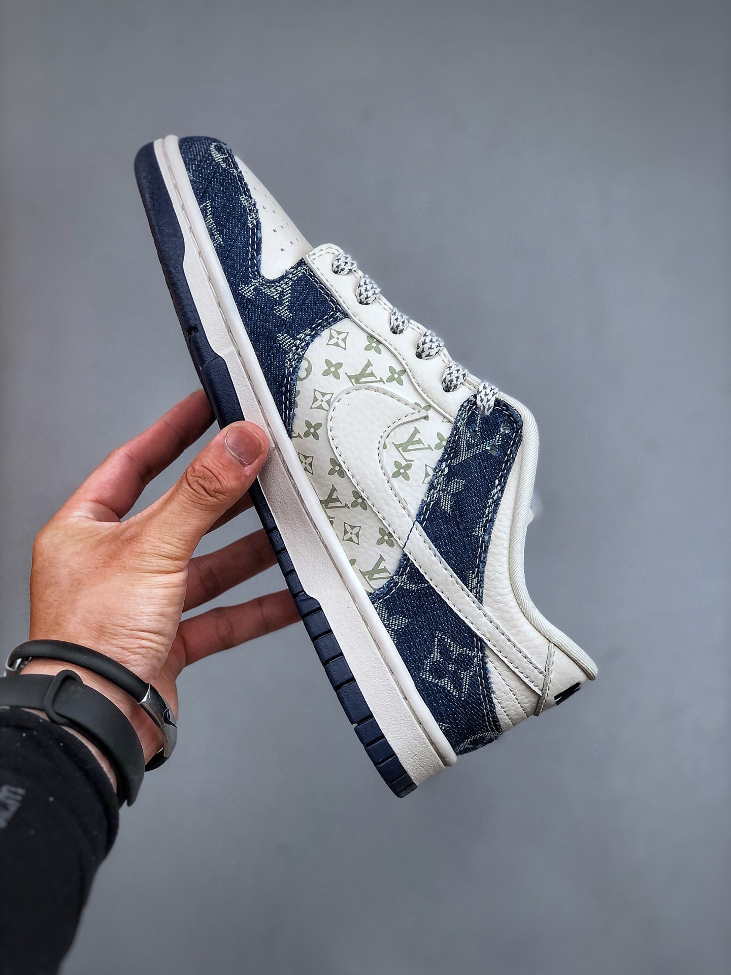 路易威登Louis Vuitton x Nike SB Dunk Low"Beige/Blue/LV 2