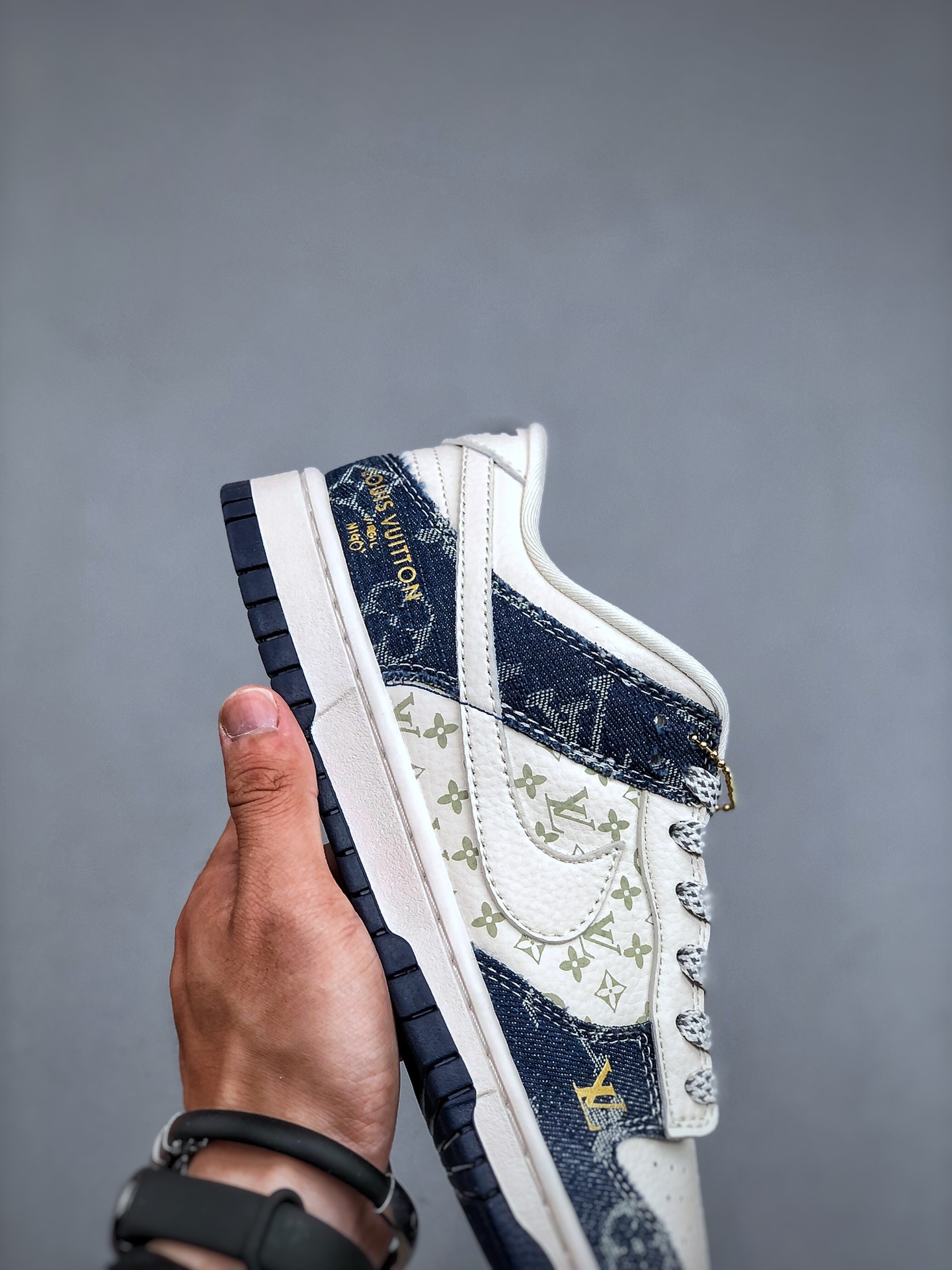 路易威登Louis Vuitton x Nike SB Dunk Low"Beige/Blue/LV 6
