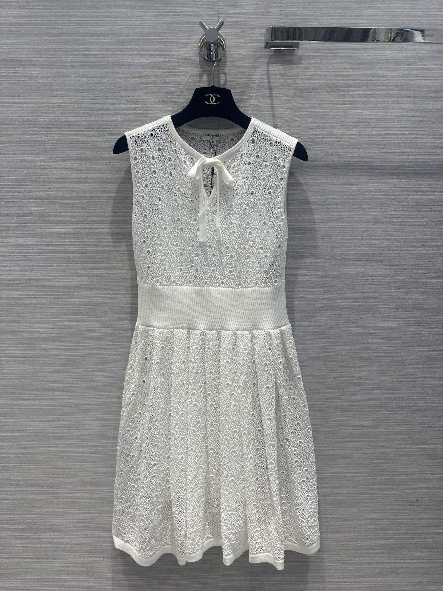 Chanel Ropa Vestidos Camiseta de tirantes Blanco Tejido Colección primavera – verano
