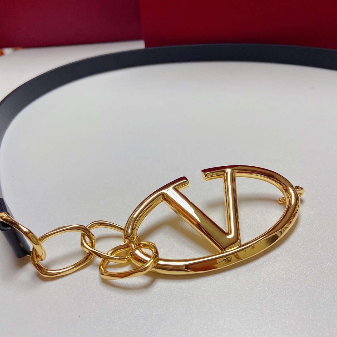 华伦天奴🆕🆕经典V字纯铜五金腰链，奢华高贵气质