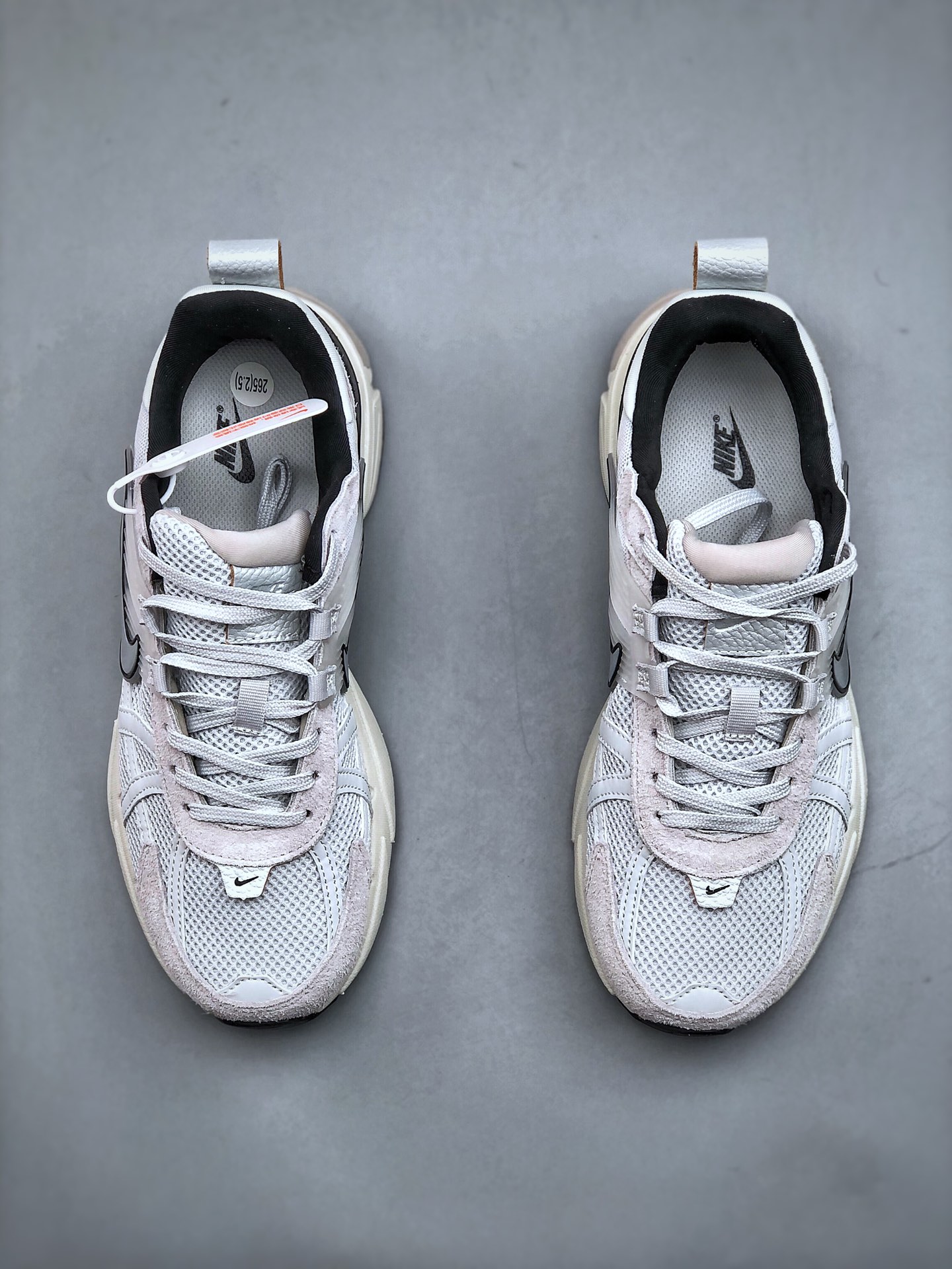Nike V2K Runtekk Run Shock-Absorbing Non-Slip Retro Low-Top Running - Shoe 5