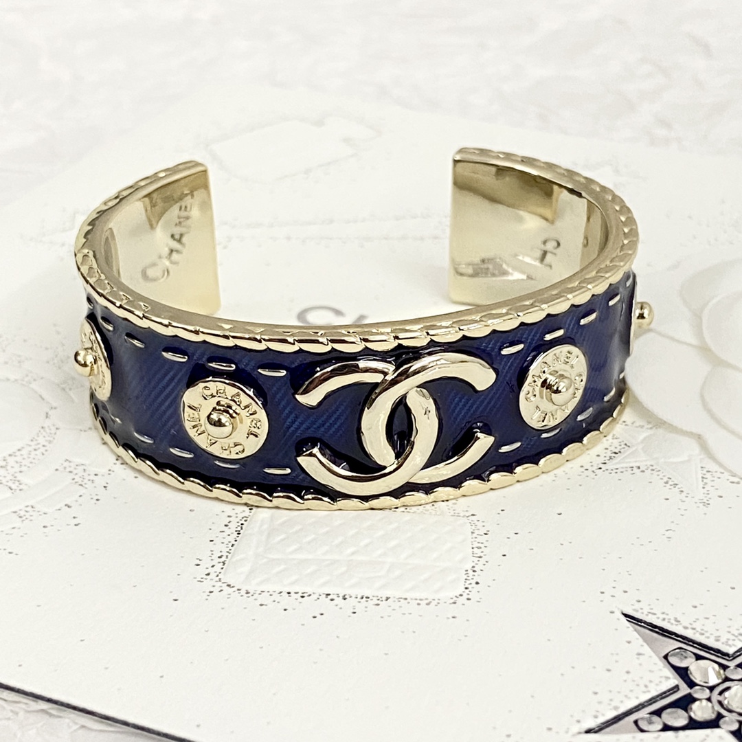 Chanel Haute Couture Haute Couture Fine Jewelry Necklace Bracelet Ring 4