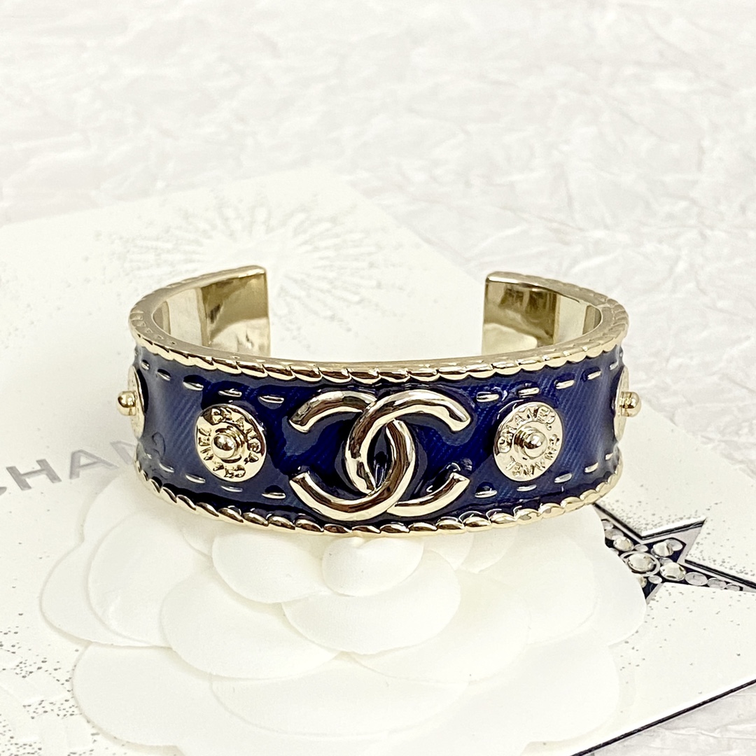 Chanel Haute Couture Haute Couture Fine Jewelry Necklace Bracelet Ring 3