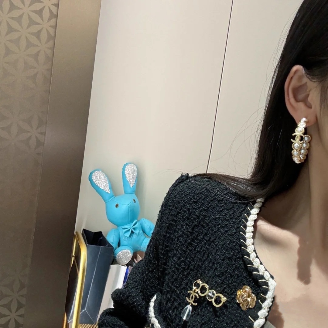 Chanel 香奈儿耳钉 爆上新