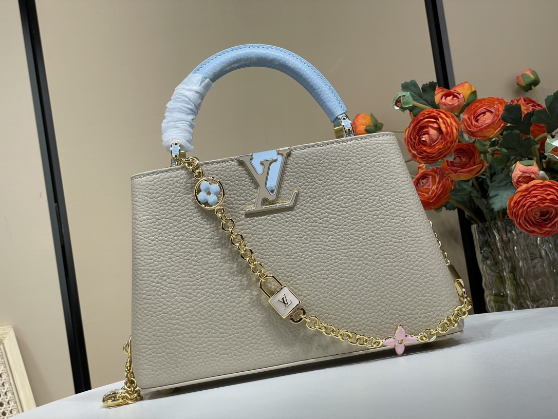 Louis Vuitton 24 New Product LV First Release [Capucines Nano Handbag] M48865 23952 Beige/Light Blue (Lock Chain)