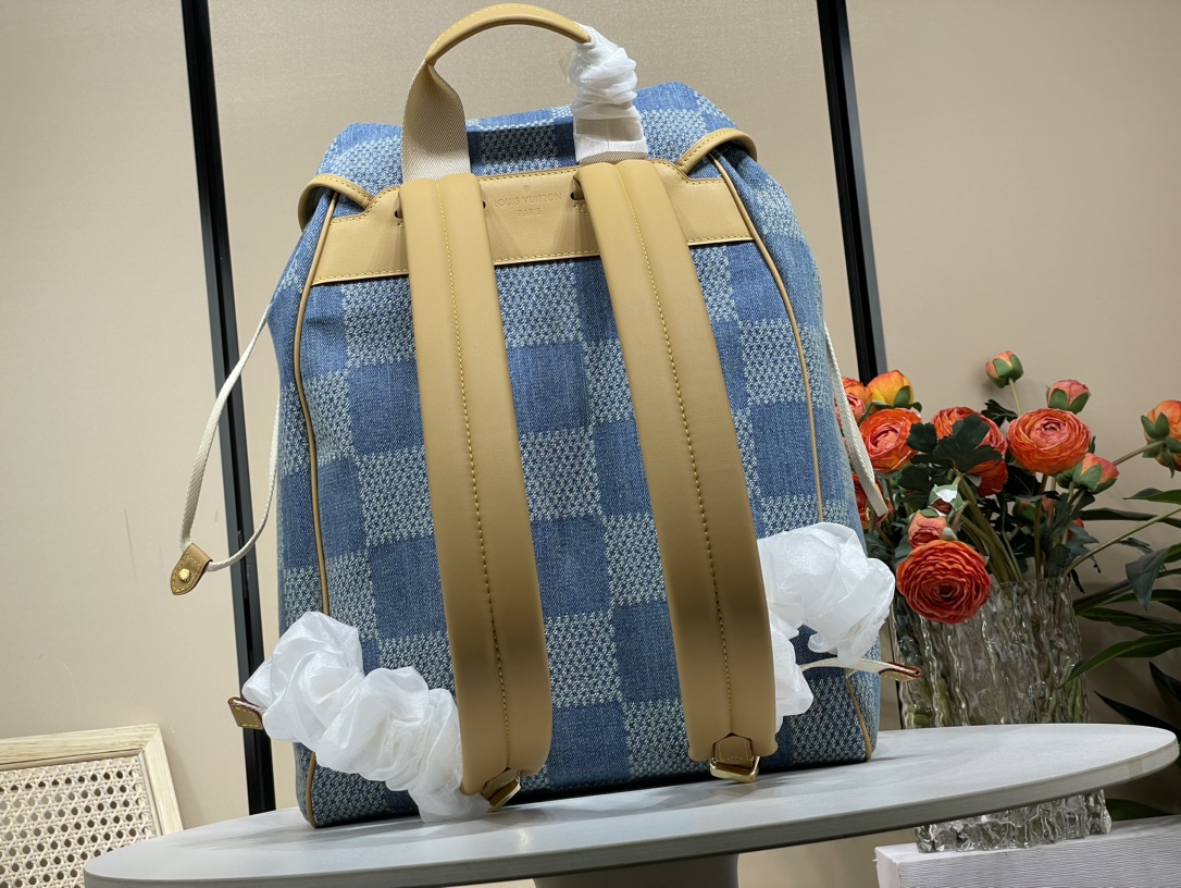 Louis Vuitton LVs best purchasing agent offers 24 styles