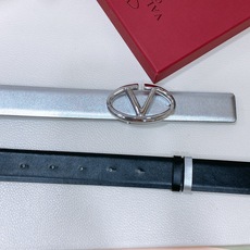 (顶级质量) VALENTINO GARAVANI VLOGO SIGNATURE 可双面佩戴水钻 亮面小牛皮腰带 -V (顶级质量) VALENTINO GARAVANI VLOGO SIGNATURE 可双面佩戴水钻 亮面小牛皮腰带 -V