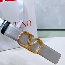 (顶级质量) VALENTINO GARAVANI VLOGO SIGNATURE 可双面佩戴水钻 亮面小牛皮腰带 -V (顶级质量) VALENTINO GARAVANI VLOGO SIGNATURE 可双面佩戴水钻 亮面小牛皮腰带 -V