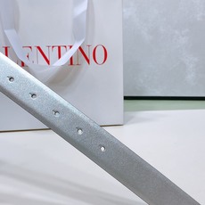 (顶级质量) VALENTINO GARAVANI VLOGO SIGNATURE 可双面佩戴水钻 亮面小牛皮腰带 -V (顶级质量) VALENTINO GARAVANI VLOGO SIGNATURE 可双面佩戴水钻 亮面小牛皮腰带 -V
