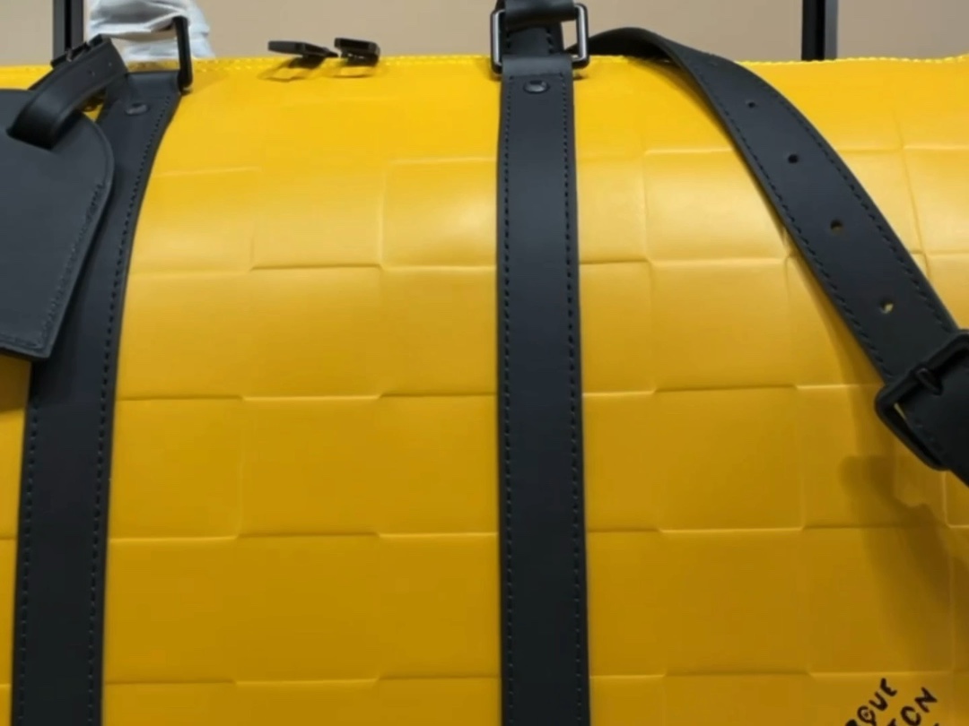Louis Vuitton Keepall Bandouliere 50cm Travel BagM25019 Yellow (Glaid Embossed) Video
