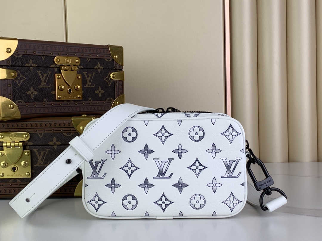 Louis Vuitton 24 new product launch Alpha mini handbag officially on sale M83383 white (silk screen)