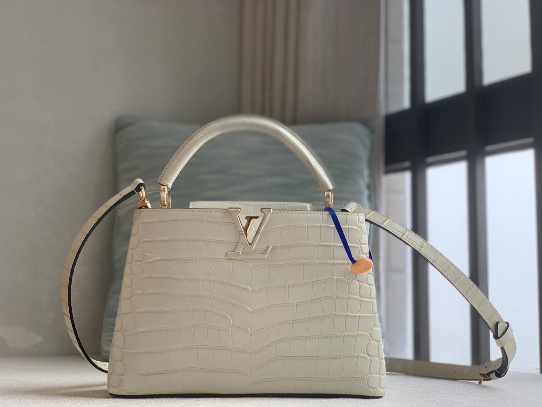 Louis Vuitton LV24 new product debut, officially on sale CAPUCINES] M98177 gold wire apricot crocodile pattern gold buckle