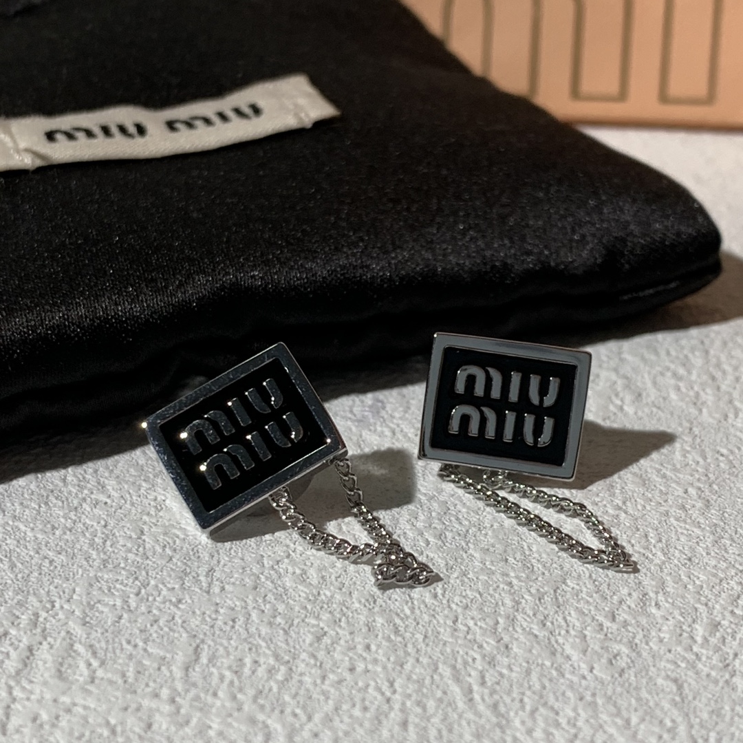 미우미우 귀걸이 135631 Miu Miu Earrings 썸네일 이미지
