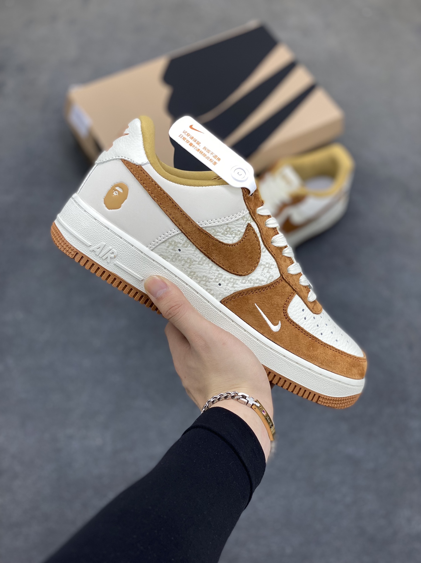 Air Jordan Force 1 الأحذية الأحذية الرياضية Air Jordan الأحذية الكاجوال البيج أبيض . أصفر منتصف الجزء العلوي BA8804256