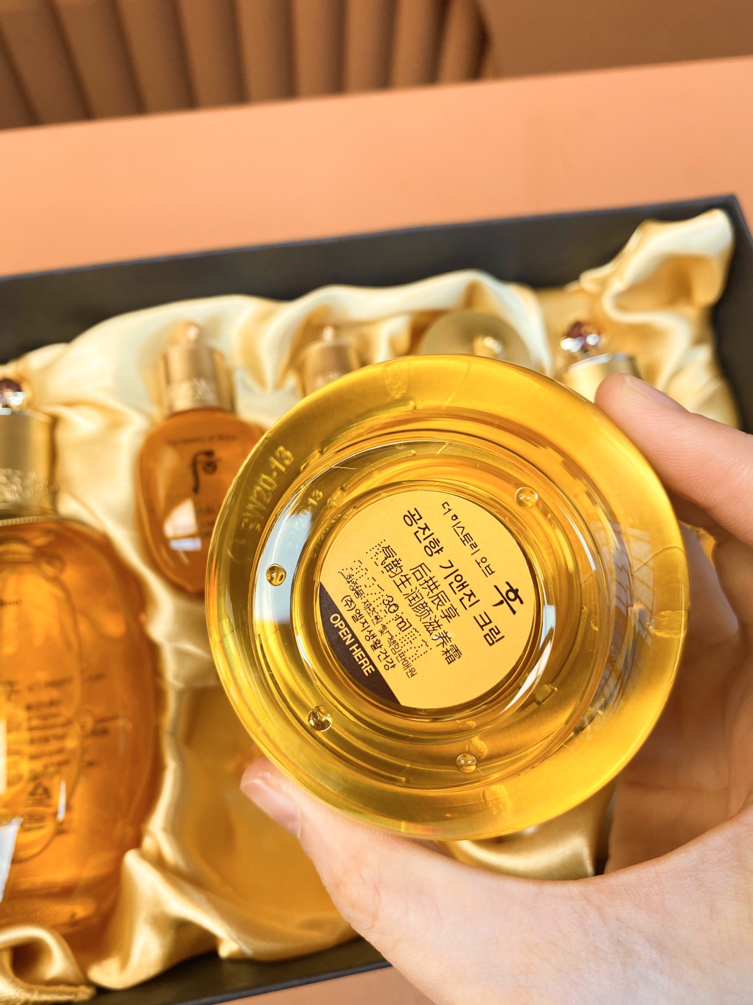 路易威登 Louis Vuitton 高定典藏名品高定成衣时装外套连衣裙衬衫T恤 #D07FE999 7
