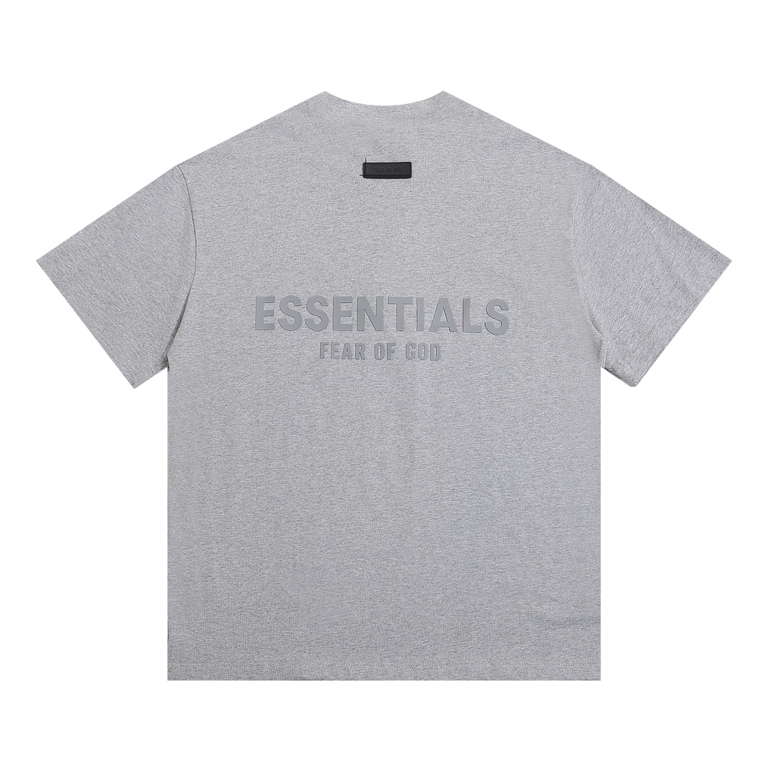 FEAR OF GOD 复线ESSENTIALS 圆领短袖T恤服装 4