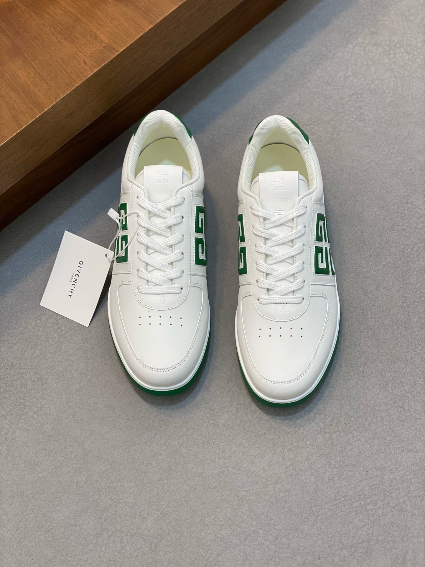 NO:218428,Brand GIVENCHY Color Original Color Number 39-44 Customized 38.45 Price Material Givenchy Top-grade Original Product!  The upper of the high-quality sports shoes is made of imported cowhide fabric breathable and comfortable cowhide inner cowhide feet, original outsole, fashionable, simple and generous, versatile, Givenchy casual shoes, given, given, given, sneakers, cowhide19860909品牌GIVENCHY 颜色 原版配色 码数39-44定做38.45 价格 材质纪梵希顶级·原单货！精品好货运动鞋鞋面采用进口牛皮面料透气舒服牛皮内里 牛皮垫脚 原版大底 版型时尚简洁大方 百搭款,纪梵希休闲鞋,givenchy,givenchy,sneakers,cowhide,Men's shoes