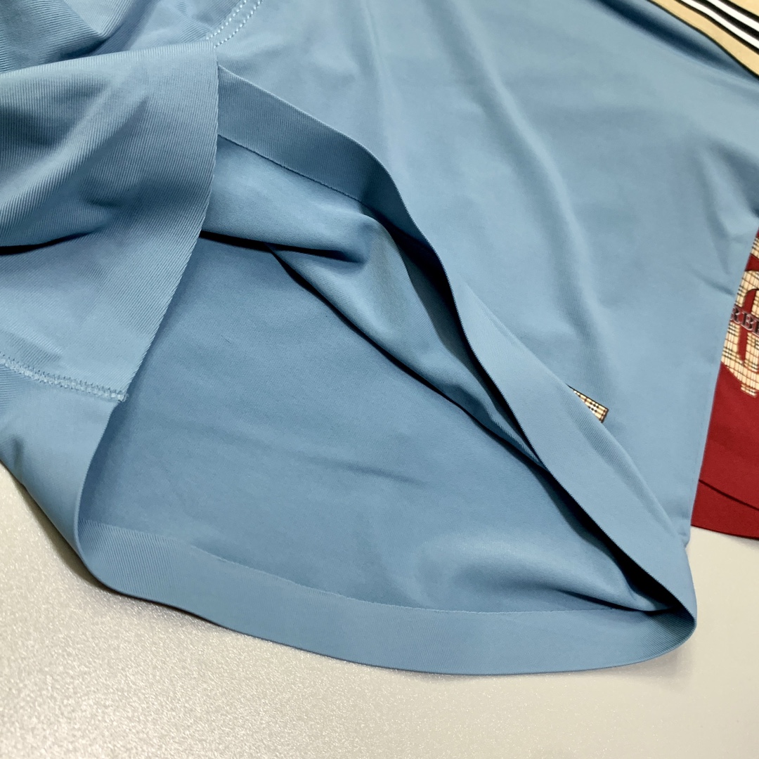 🔥🔥🔥巴宝莉B家原单品质！ 新品时尚男士冰丝面料内裤！外贸国外订单，高品质，无痕切割工艺 科学配比 冰冰