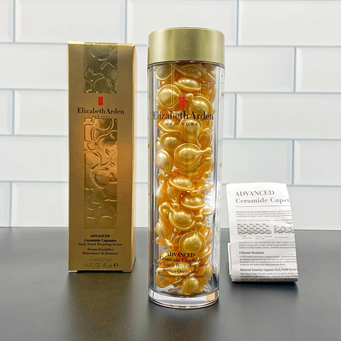 75💰
可配中文标，细节全对版，味道对香，市面最高版本，非流通普货，正品质量直供，支持对比，明通市场认可版本✔️伊丽莎白雅顿金胶90粒新版明通版42ml！