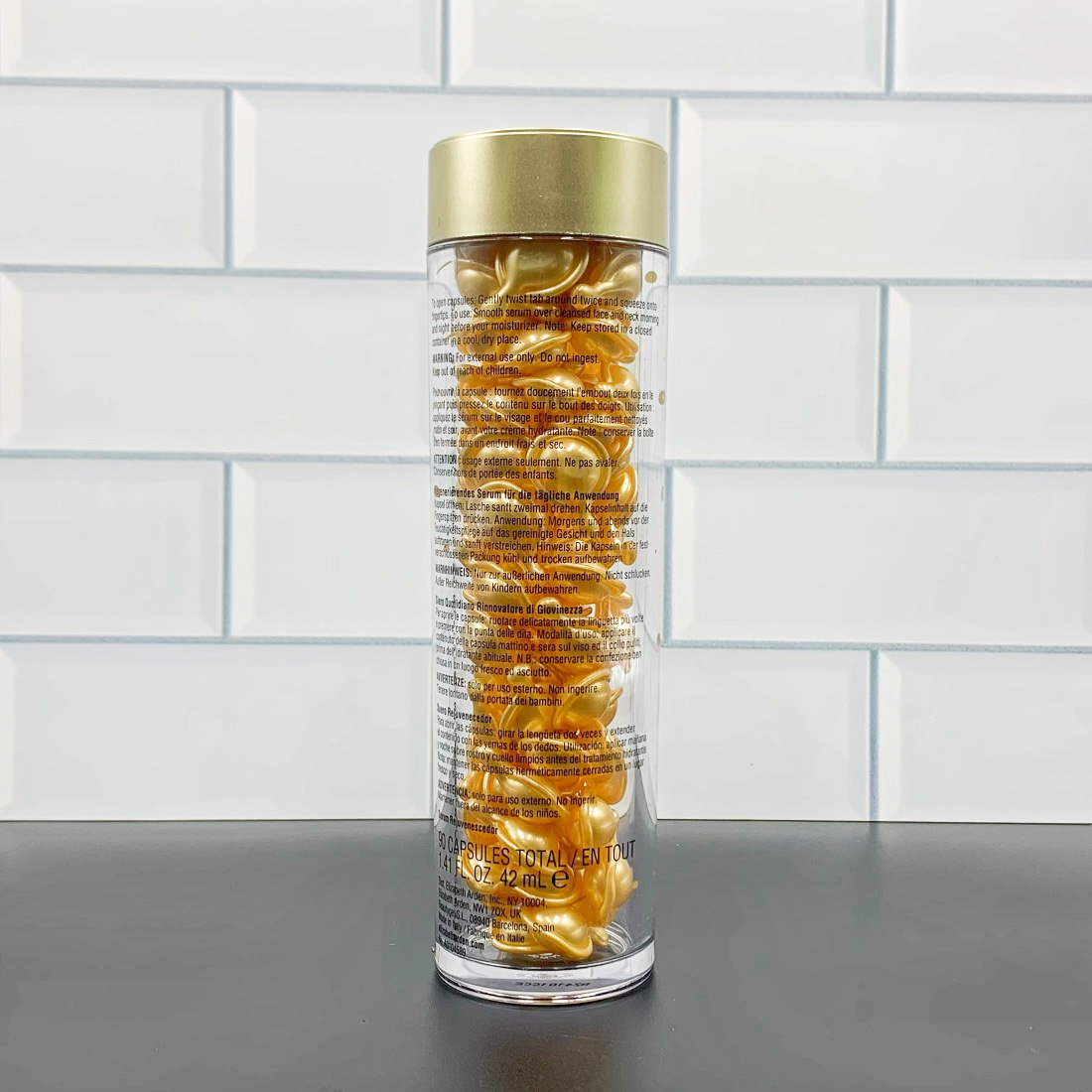 75💰
可配中文标，细节全对版，味道对香，市面最高版本，非流通普货，正品质量直供，支持对比，明通市场认可版本✔️伊丽莎白雅顿金胶90粒新版明通版42ml！