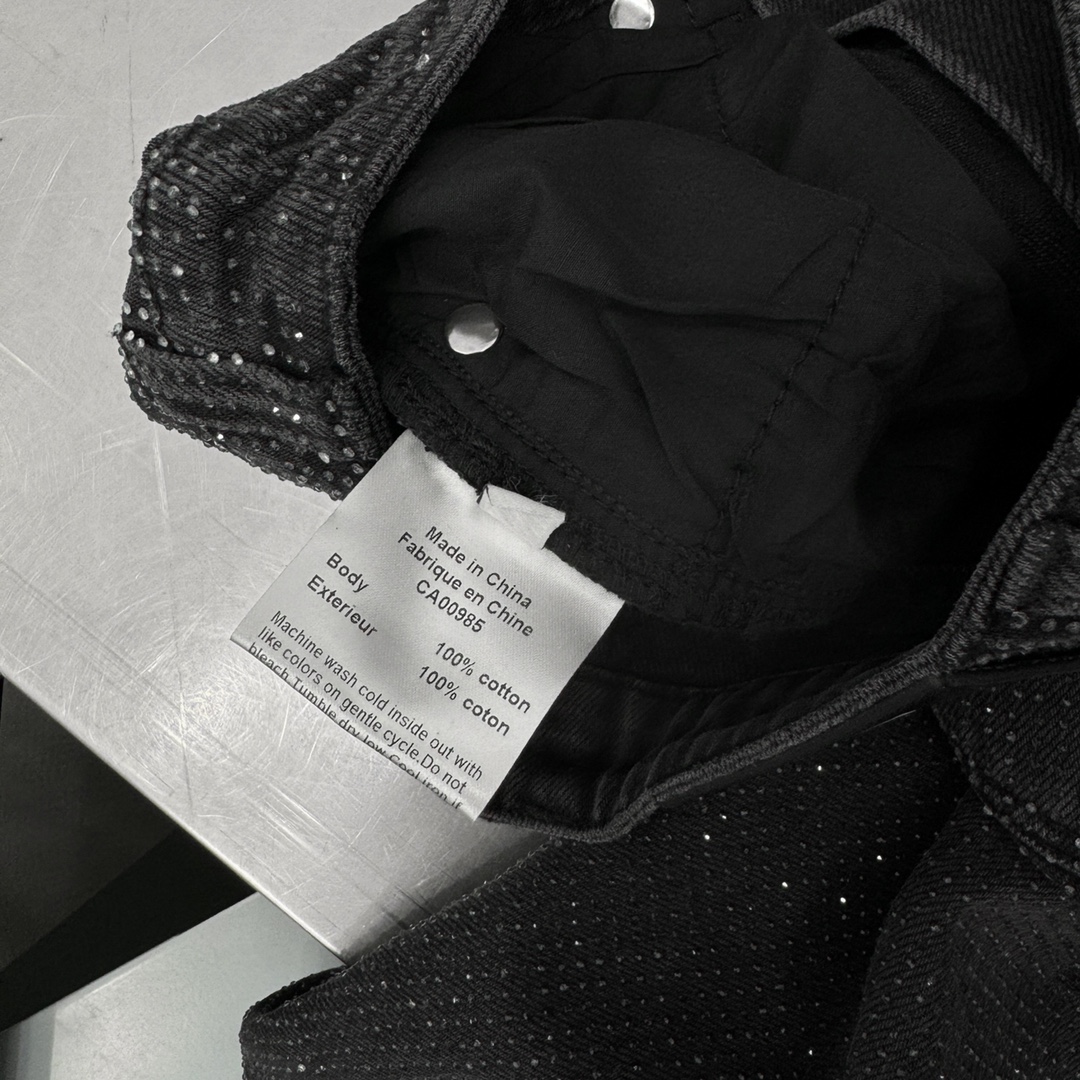 Alexander wang｜新款长裤，纯棉牛仔面布，整身重工高温烫钻工艺，高腰版型遮肉显腿长，锥形设计修饰腿型，整身重