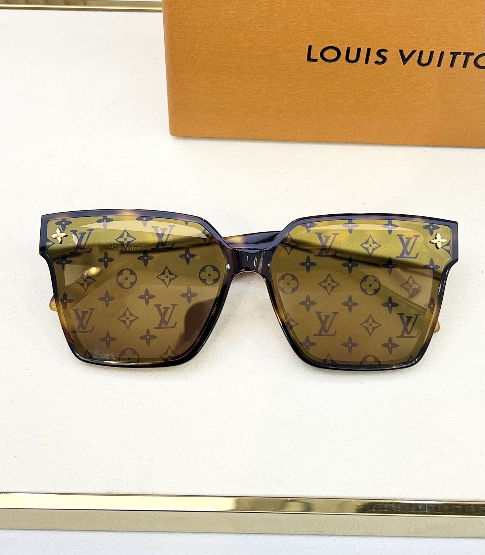 LOUISVUITTO*MODELZ0286SIZE62口15-140