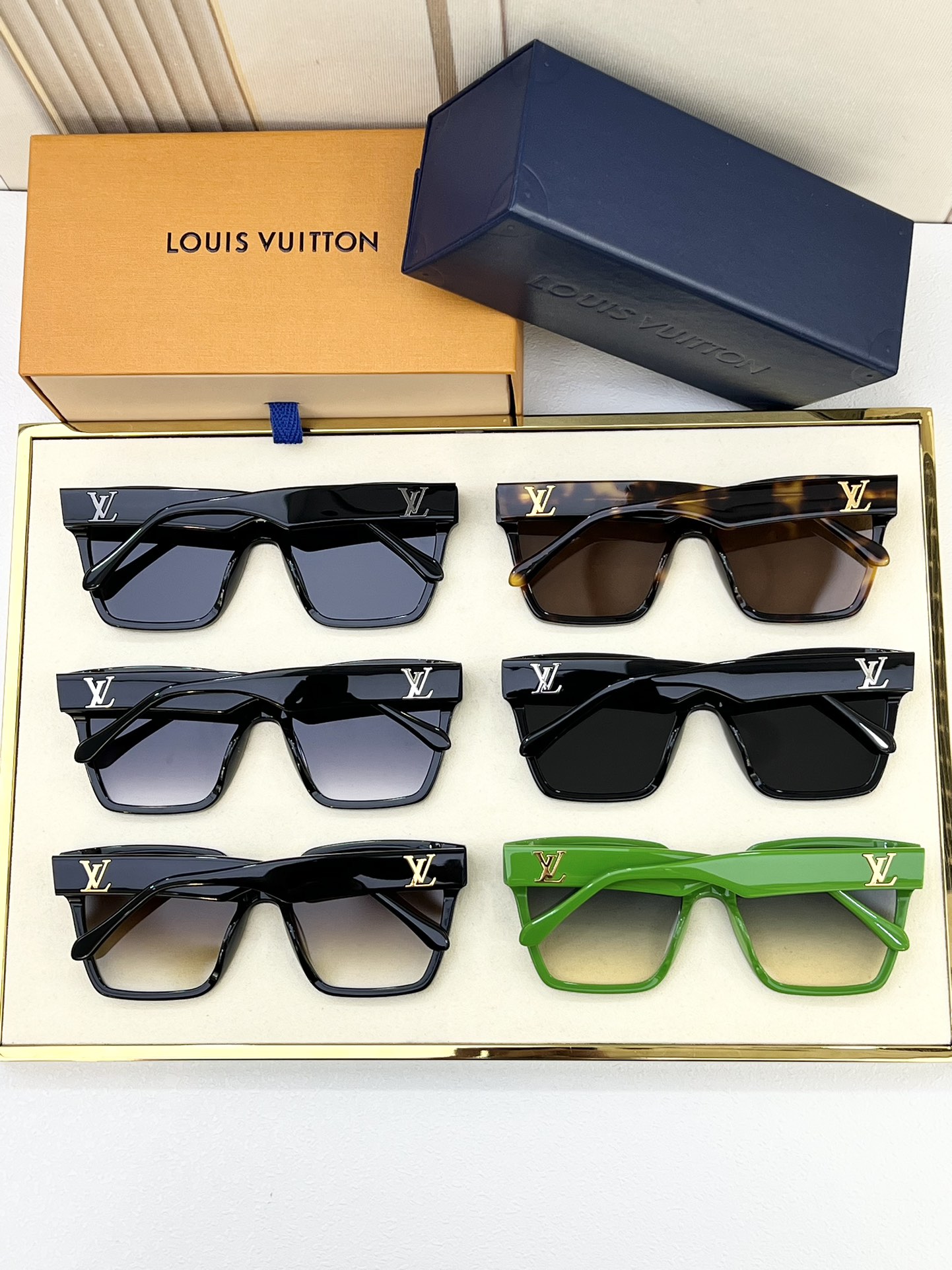 LOUISVUITTO*MODELZ0286SIZE62口15-140