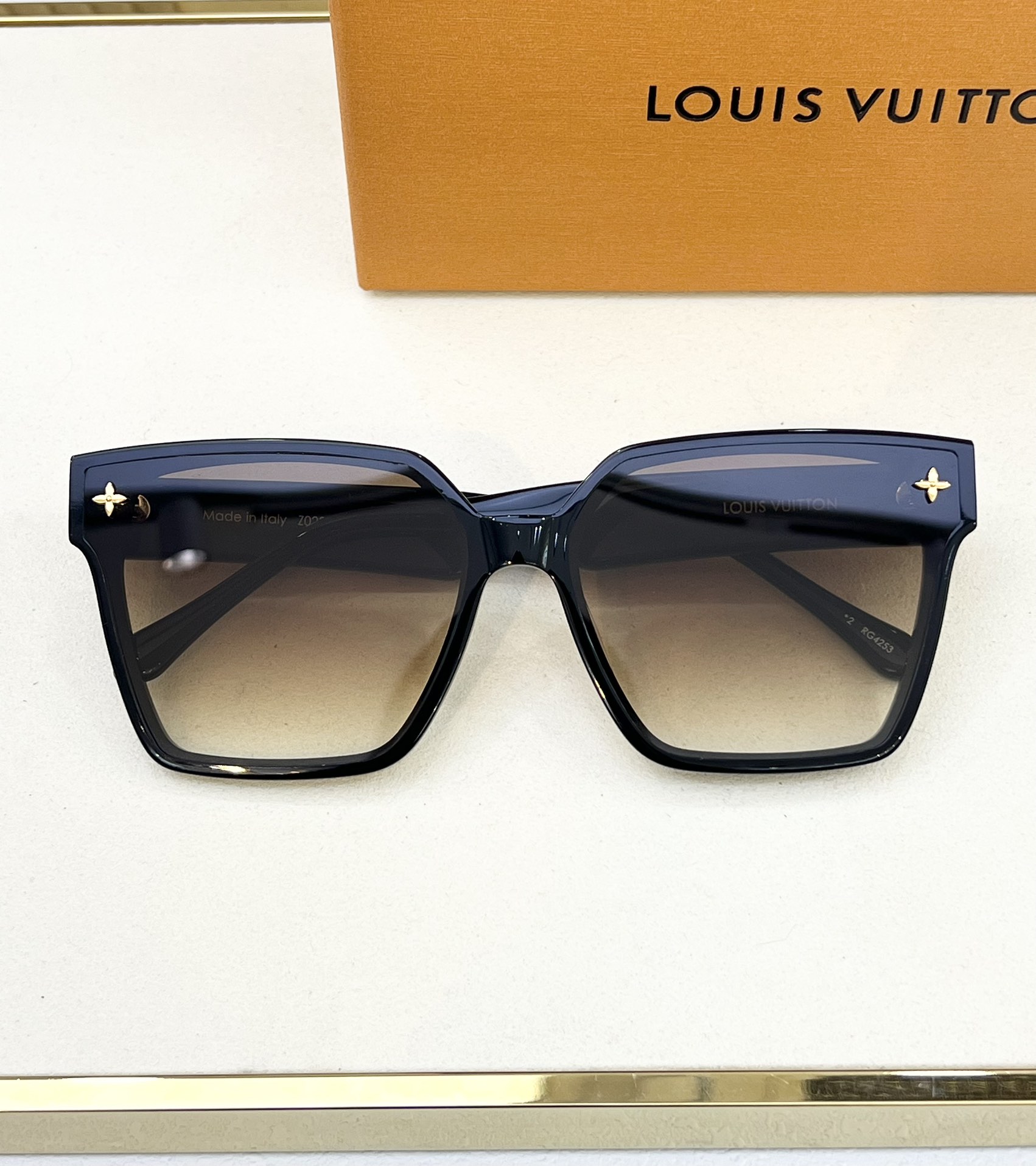 LOUISVUITTO*MODELZ0286SIZE62口15-140