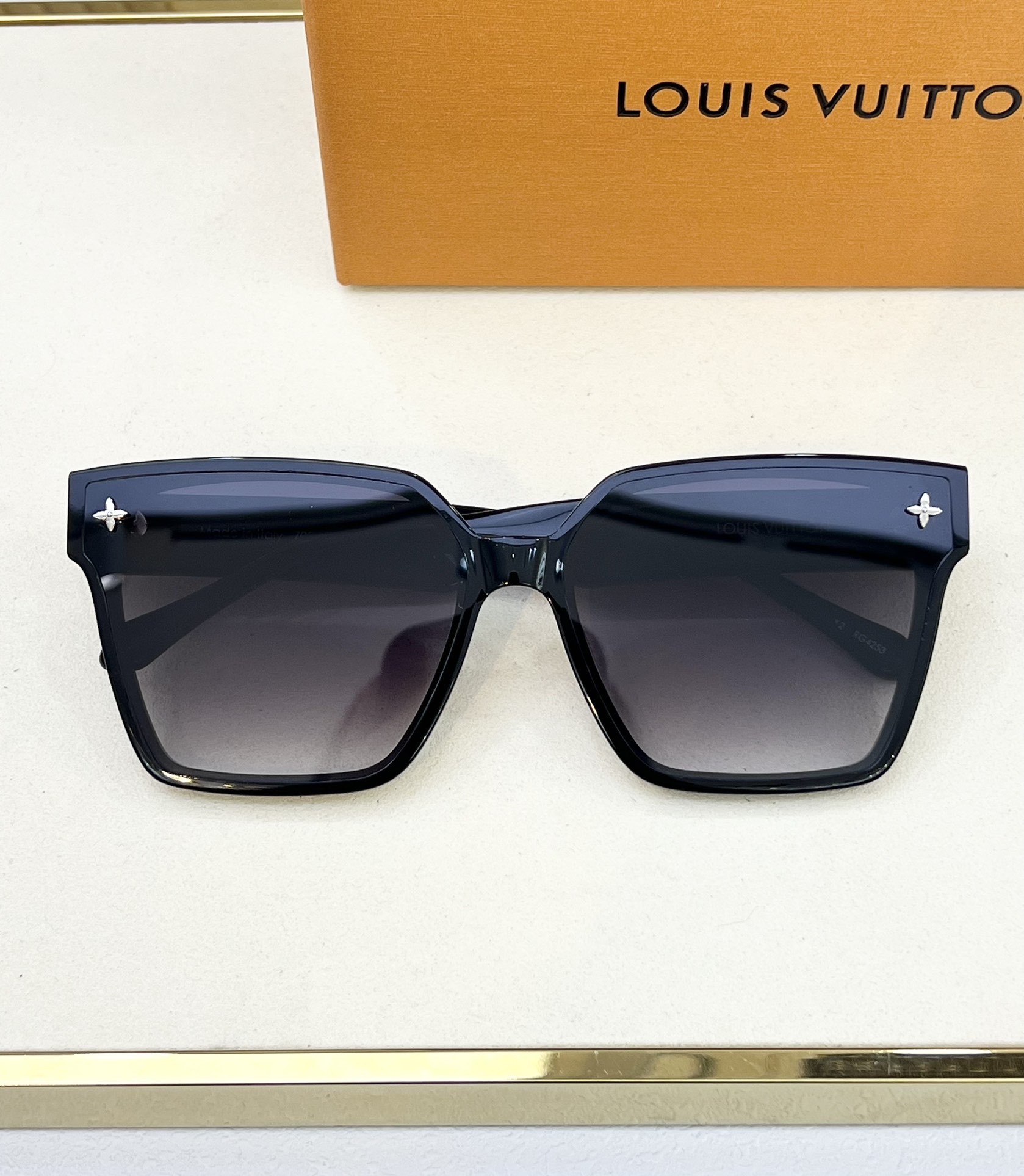 LOUISVUITTO*MODELZ0286SIZE62口15-140