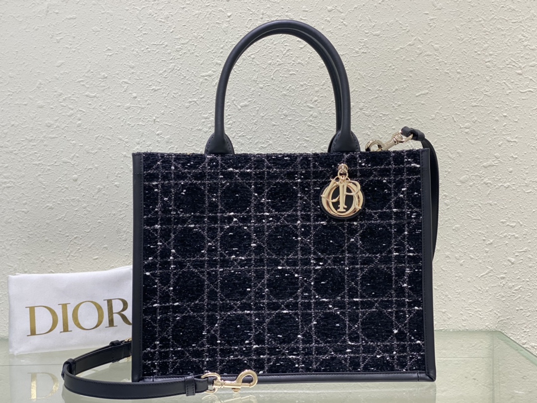 Dior Book Tote Bolsos de mano Bolsos de Tote Negro Oro Bordado