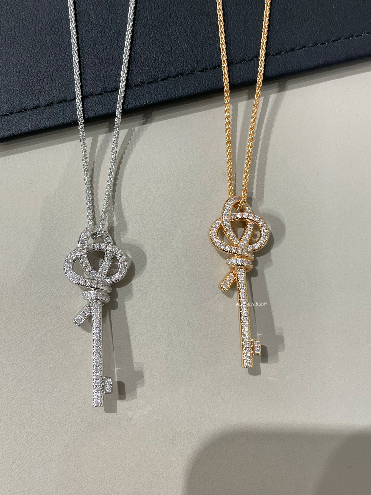 1:1
 Jewelry Necklaces & Pendants Platinum Rose Gold White Weave