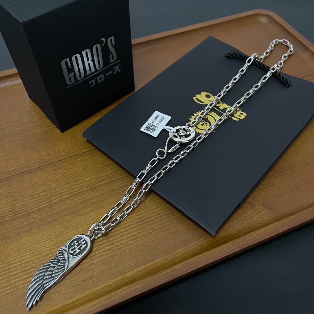 💰145【新品上架】Goro’s高桥吾郎 复古羽毛吊坠 经典高桥竹节字母项链  顶级版本 认准独家拍摄 主攻高端市场 绝对区别普通版本!图片产品细节与ZP一致!原版制作工艺 精工品质 纯手工打造 ~正品开模💝潮流时尚必备 男女均可佩戴 情侣款同款 摇滚朋克泰银风格 复古元素 潮流百搭 官网同款❤️
