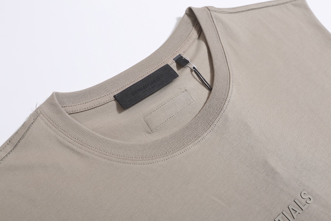 FEAR OF GOD ESSENTIALS 云系列 T恤服装 7