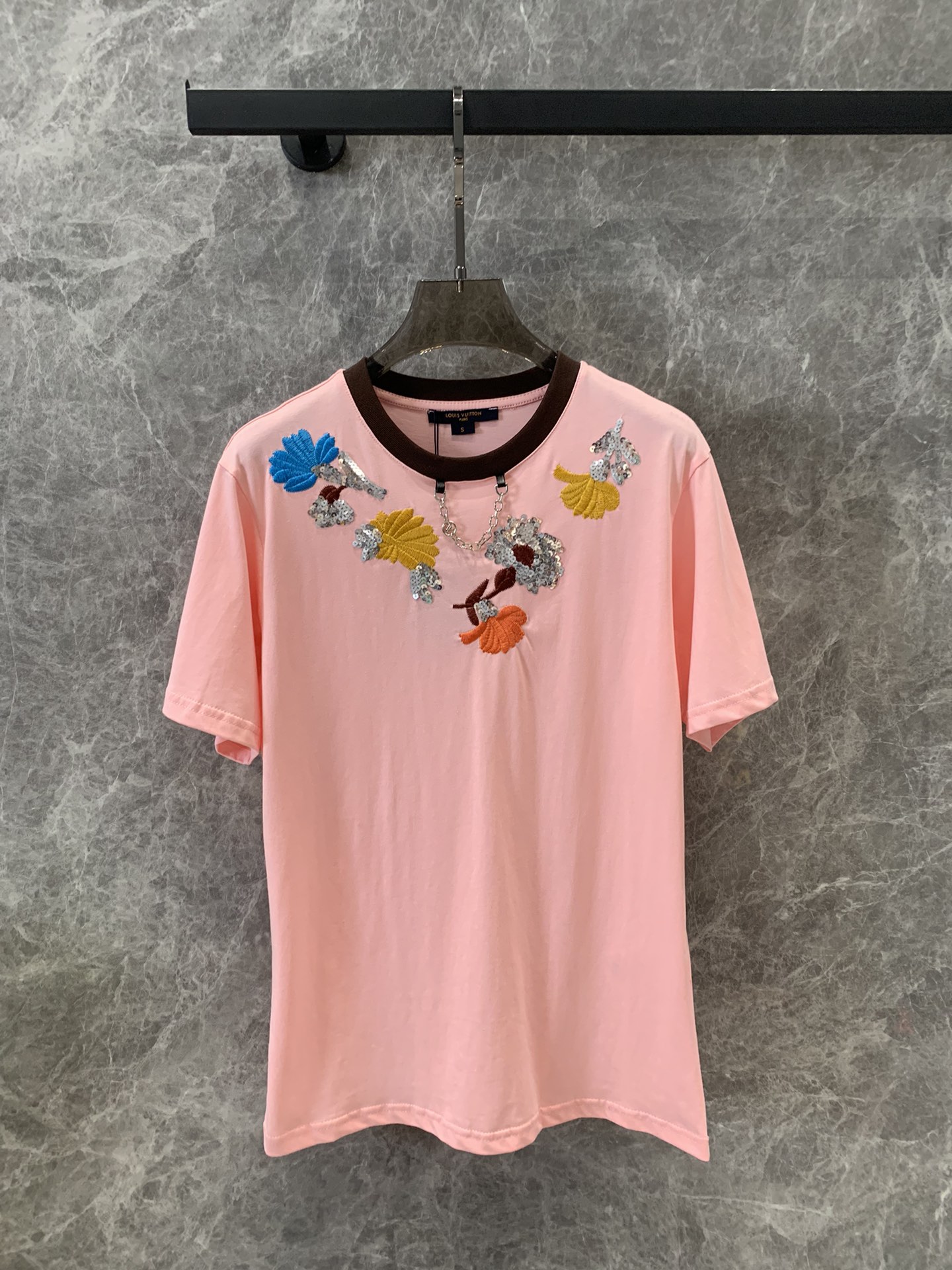 Louis Vuitton Clothing T-Shirt Embroidery Summer Collection LV Circle Short Sleeve