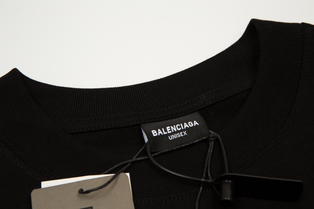 巴黎世家/Balenciaga 夏季 做旧缺失字母印花圆领短袖T恤