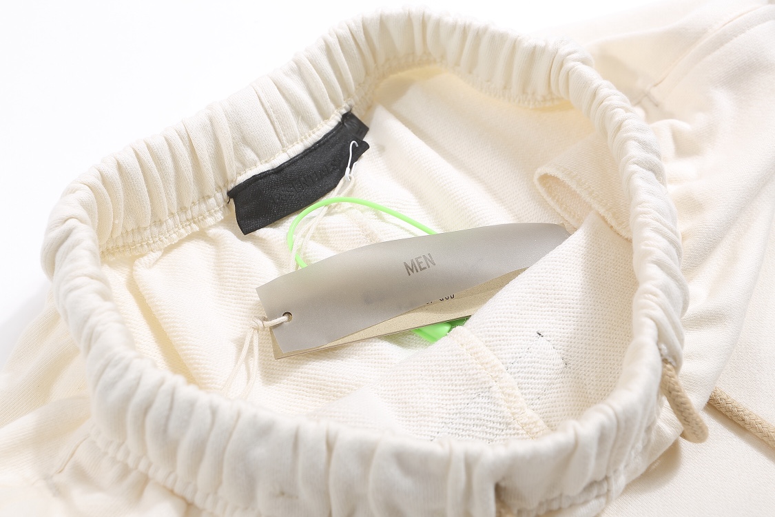 FEAR OF GOD ESSENTIALS shorts服装 4