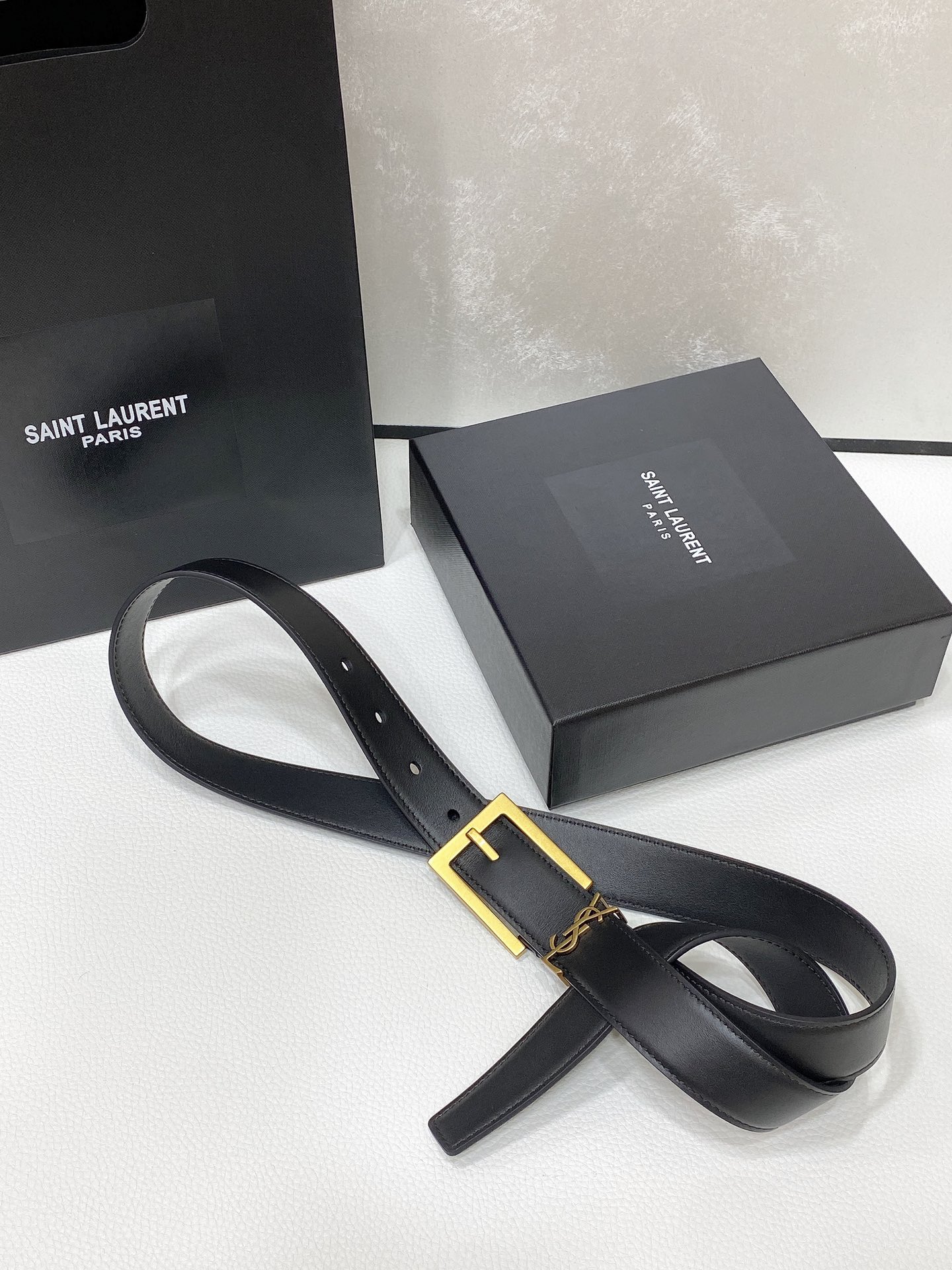[YSL Belts]Saint Laurent SalnT.LAuRENT.PARIS. LECASSANDRE grained sheep leat