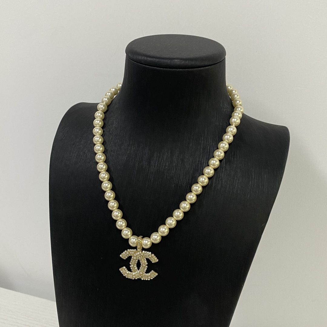 NO:103463,Xiaoxiang Square Diamond Double C Pearl Necklace, Chanel Necklace19860909小香方钻双c珍珠项链,香奈儿项链,chanel,necklace,Jewelry