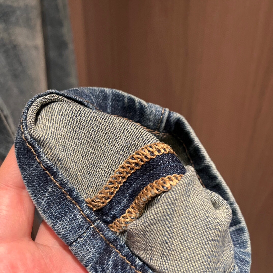 AT8866 Magella 24 Men’s Danning Jeans Review: Classic Design with Unique Details - 图片 8