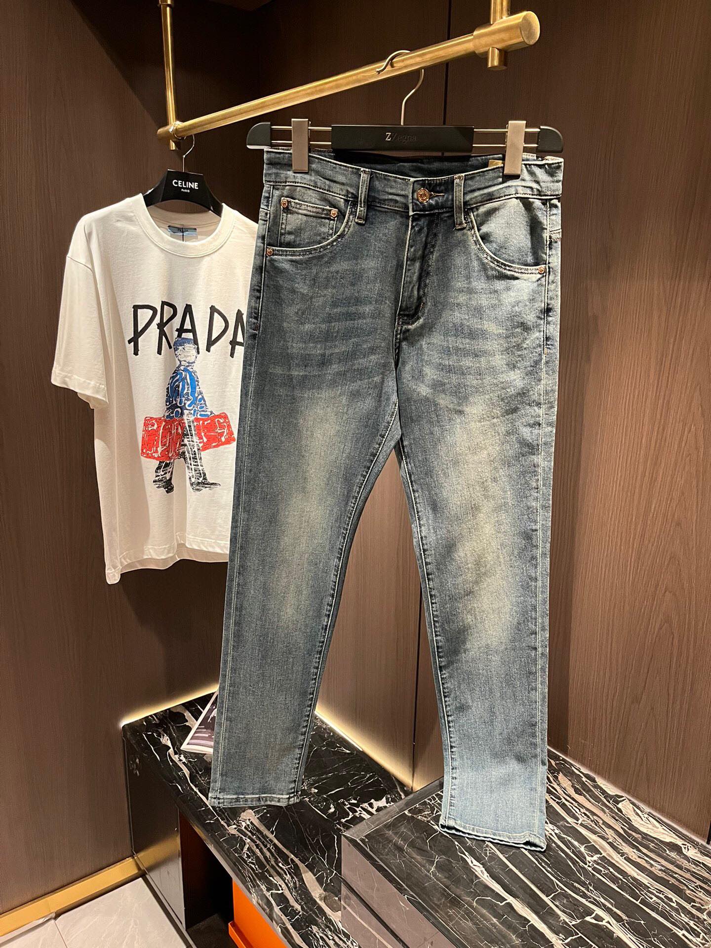 AT8866 Magella 24 Men’s Danning Jeans Review: Classic Design with Unique Details - 图片 2
