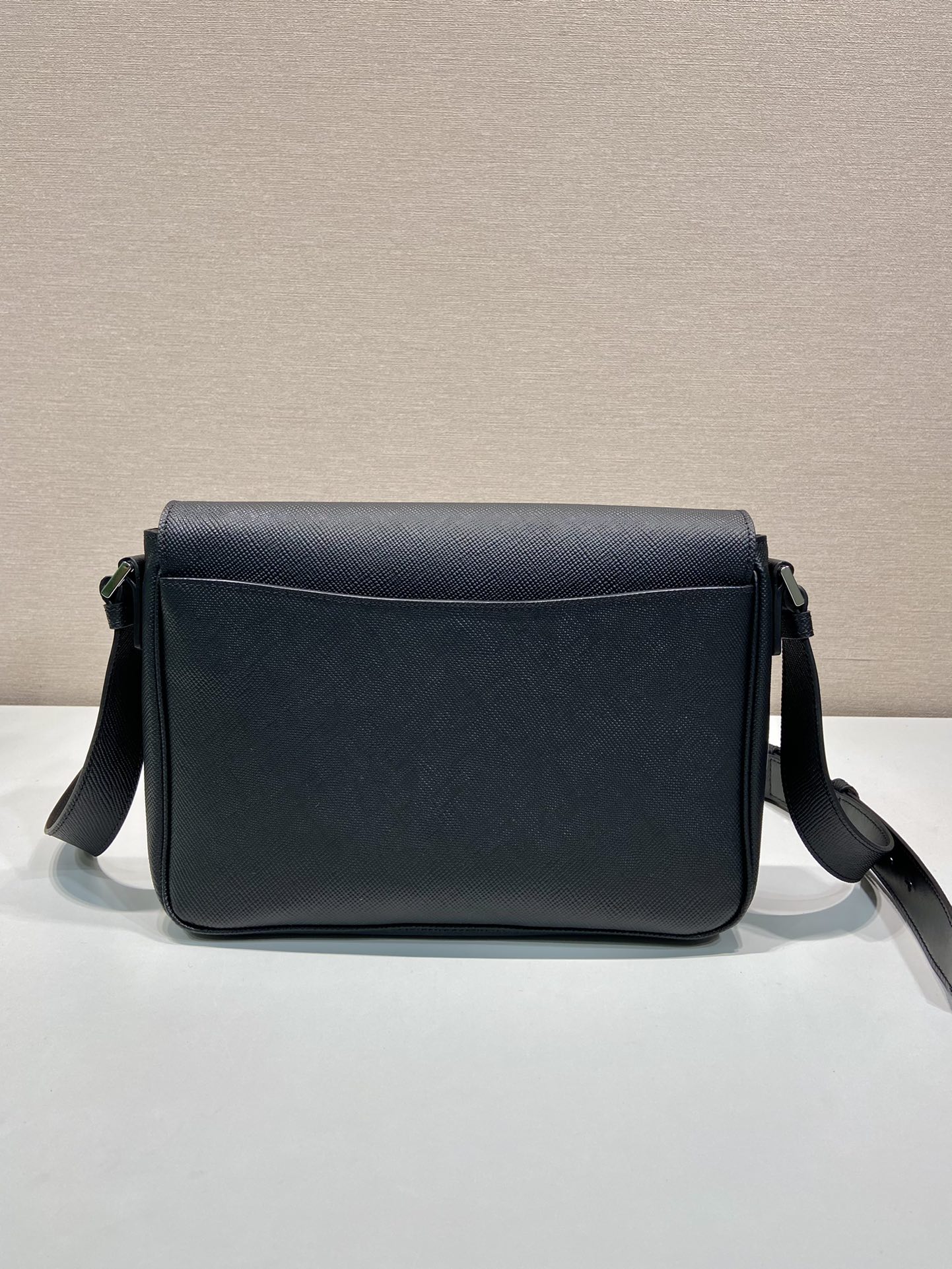 Prada Saffiano Leather Messenger Bag - Magnetic Buckle & Adjustable Strap 5 i1715484161 2022 3